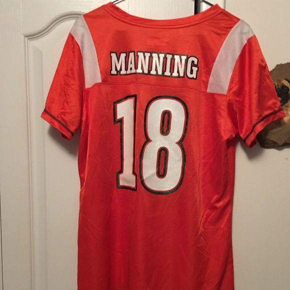 NFL Tops - NWT NFL TEAM APPAREL Broncos #18 women's size L